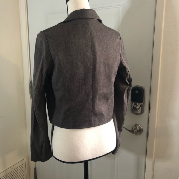 Cropped Blazer - Picture 3 of 4